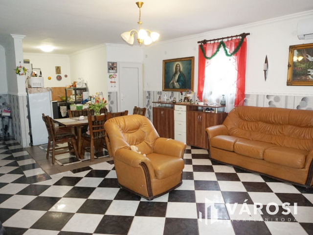 Újat jó pénzért!