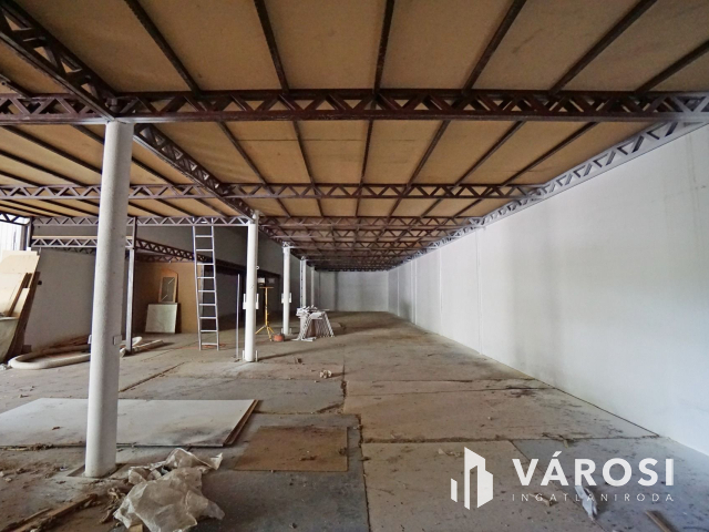 Telephely eladó ipari övezetben