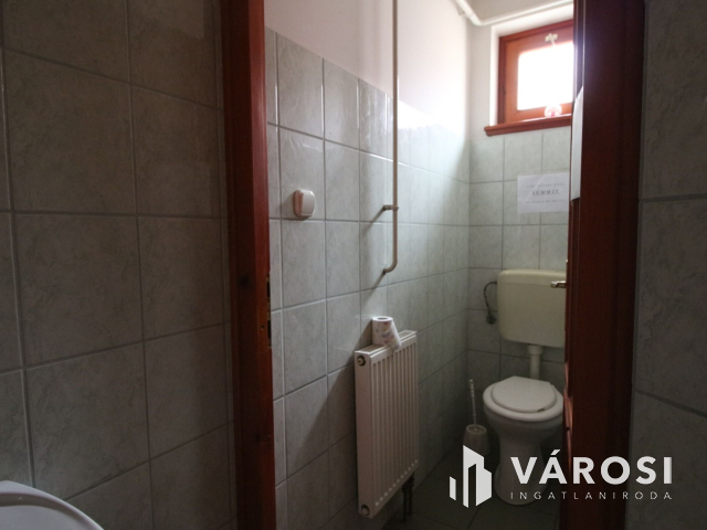 Befektetésre alkalmas családi ház eladó!