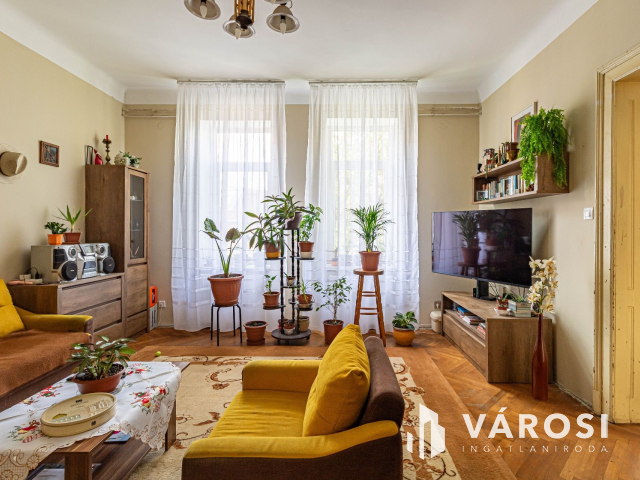 Szeged Rókusi lakás bérleti joga elcserélhető kisebb lakásra