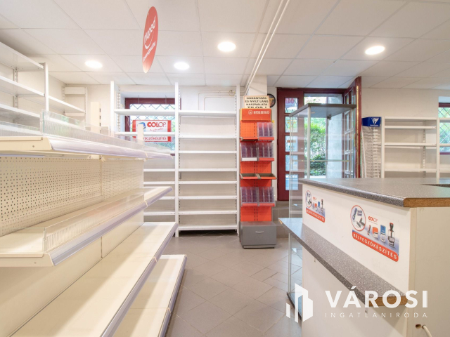 Orczy úton 44 m2-es, utcai bejáratú üzlethelyiség eladó