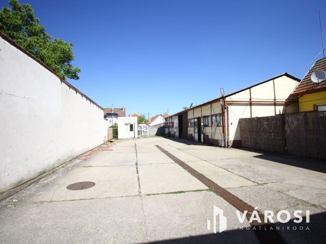 Kisteleken, központi üzlethelyiséget kínálok