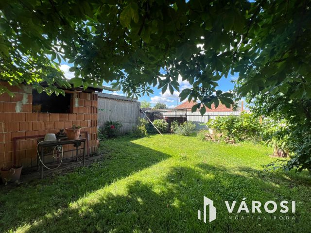 Félkész ház Jaminában