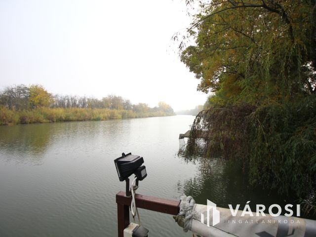 "Paradicsomban" a Kurca parton