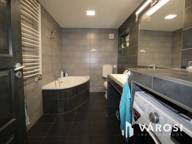 Modern családi ház eladó Szegeden