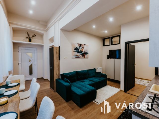 Különleges,értékes,extra "Mini Hotel" eladó.