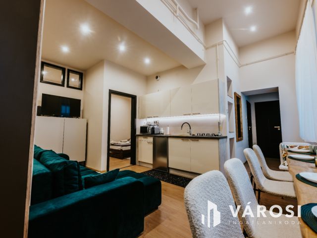 Különleges,értékes,extra "Mini Hotel" eladó.