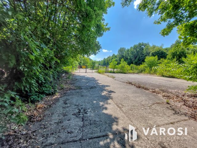 Ipari-logisztikai célokra alkalmas telek, 15.ker., 3498 m2