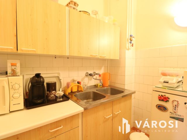 Belvárosi iroda a Szent István téren.