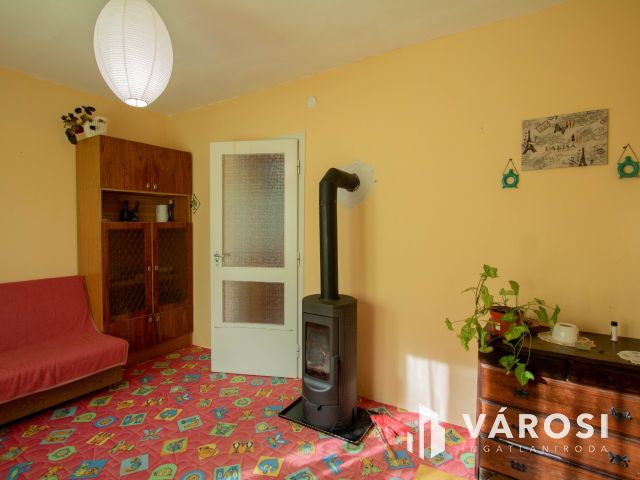 Eladó Lenti hegyi ingatlan, csodás területtel együtt.