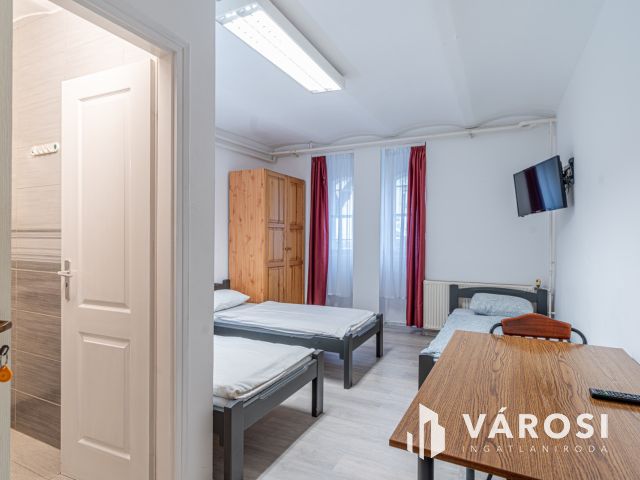 Egy szelet történelem a Bécsi körúton