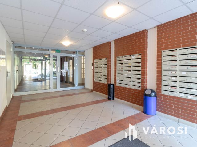 37 m2-es kiváló állapotú iroda Pesterzsébet központjában