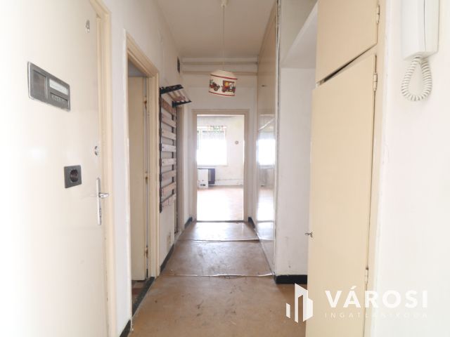 A TIK közvetlen szomszédságában !