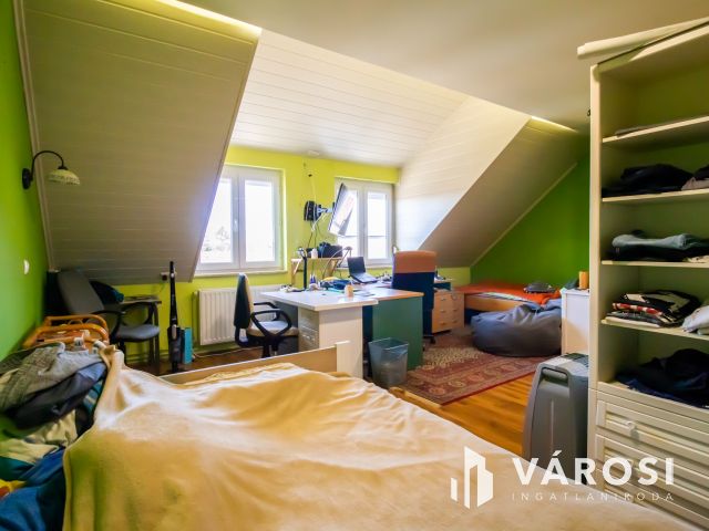 Tágas családi fészek Lovasberényben - 5 szoba, 3 fürdőszoba!