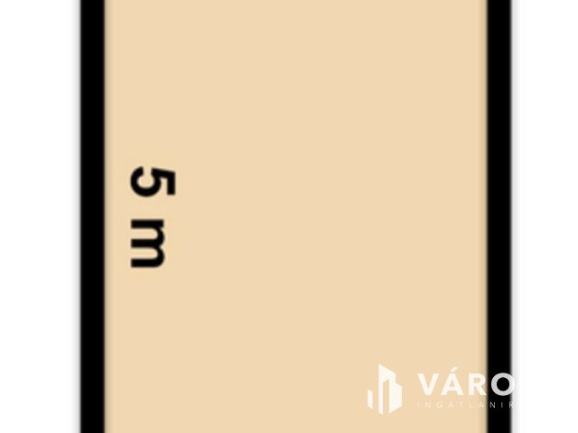 Belvárosi mélygarázs a TIK-nél eladó.