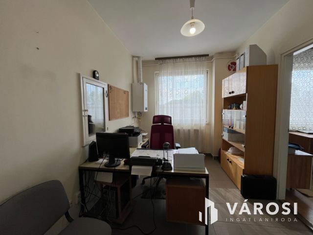 Debreceni Szuper Jó Kis Telephely Eladó!