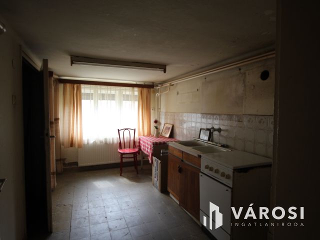 Nagyszerű családi otthon Csepregen!