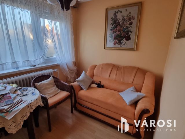 Családi ház, jó környezetben, Szombathelyen