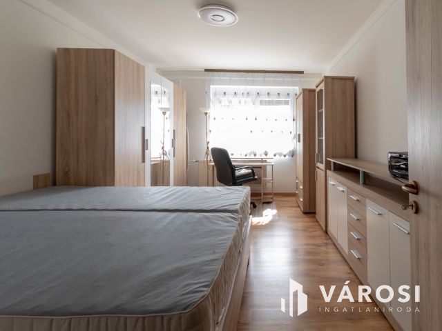 3 szobás, felújított, berendezett, gépesített lakás Csepelen